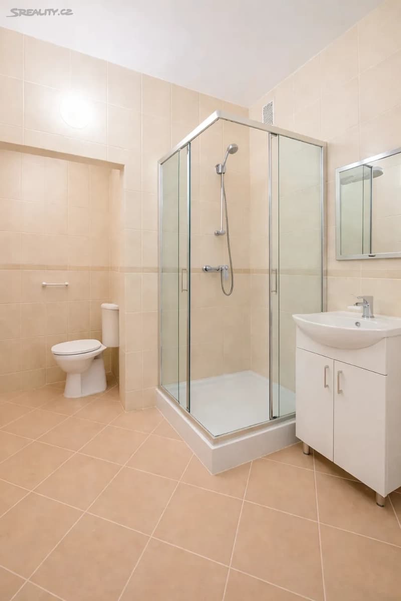 Pronájem bytu 1+1 37 m², Výškovická, Ostrava, Moravskoslezský kraj Pronájem bytu 1+1 37 m², Výškovická, Ostrava, Moravskoslezský kraj