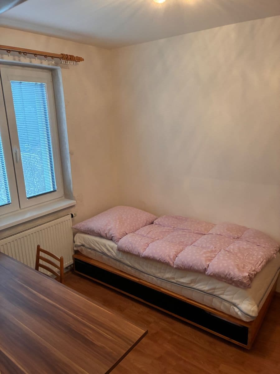 Prodej bytu 2+kk 43 m², Hořelické náměstí, Rudná, Středočeský kraj Prodej bytu 2+kk 43 m², Hořelické náměstí, Rudná, Středočeský kraj