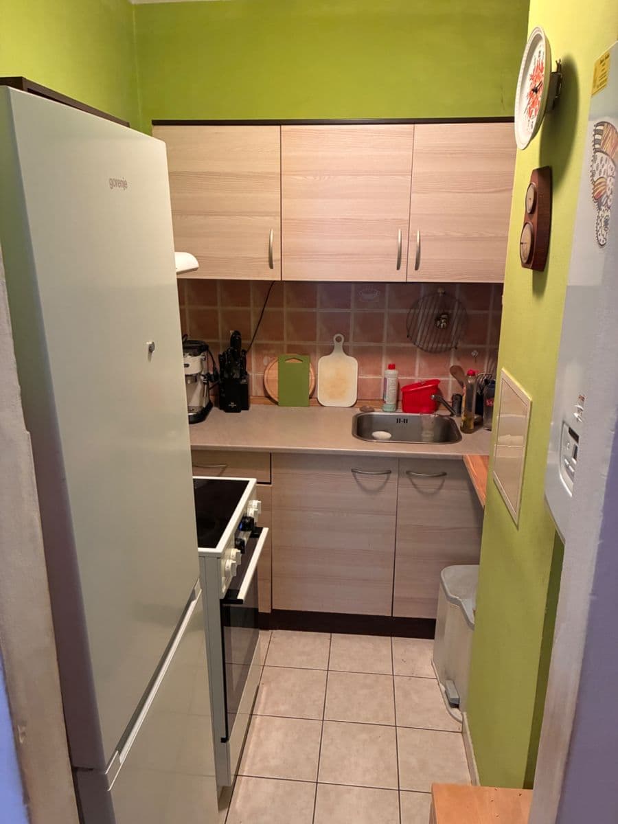 Prodej bytu 2+kk 43 m², Hořelické náměstí, Rudná, Středočeský kraj Prodej bytu 2+kk 43 m², Hořelické náměstí, Rudná, Středočeský kraj