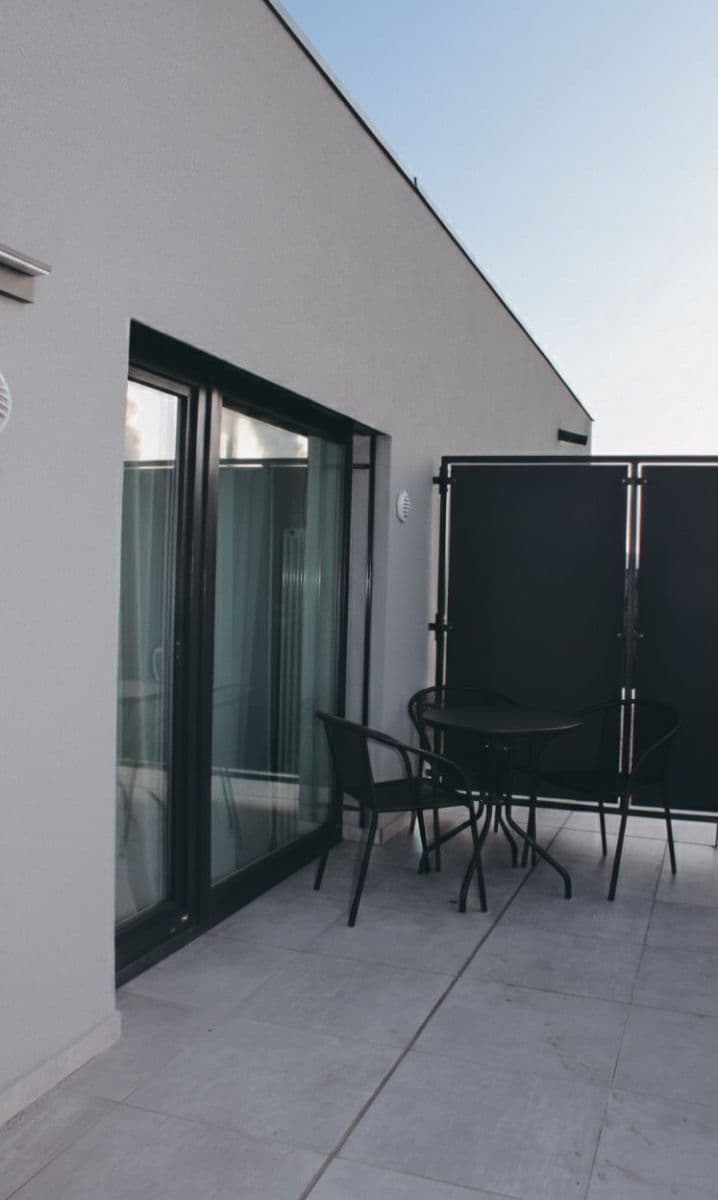 Pronájem bytu 2+kk 38 m², Ke křížku, Kladno, Středočeský kraj Pronájem bytu 2+kk 38 m², Ke křížku, Kladno, Středočeský kraj