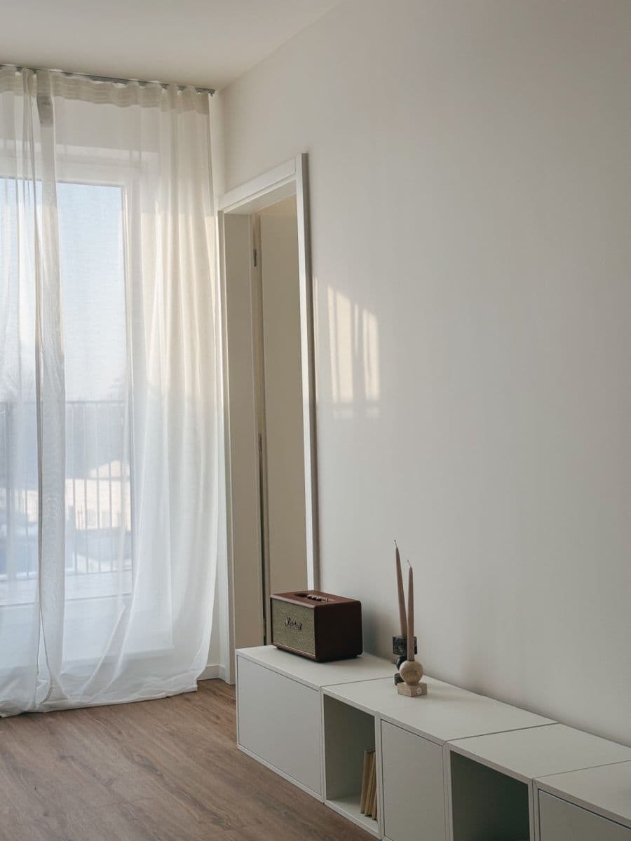 Pronájem bytu 2+kk 38 m², Ke křížku, Kladno, Středočeský kraj Pronájem bytu 2+kk 38 m², Ke křížku, Kladno, Středočeský kraj