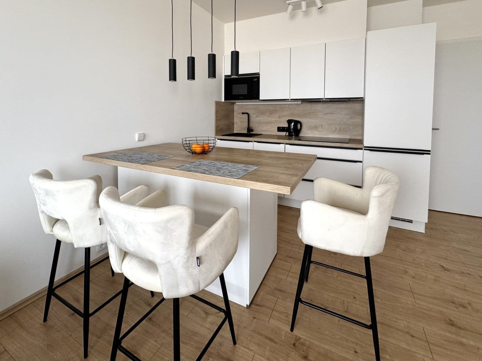 Pronájem bytu 55 m², náměstí Olgy Scheinpflugové, Praha, Praha Pronájem bytu 55 m², náměstí Olgy Scheinpflugové, Praha, Praha