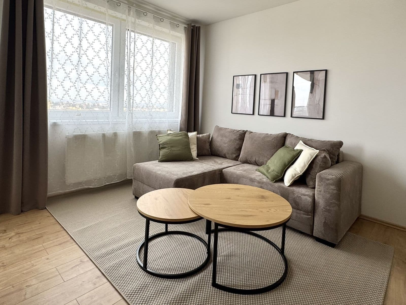 Pronájem bytu 55 m², náměstí Olgy Scheinpflugové, Praha, Praha Pronájem bytu 55 m², náměstí Olgy Scheinpflugové, Praha, Praha