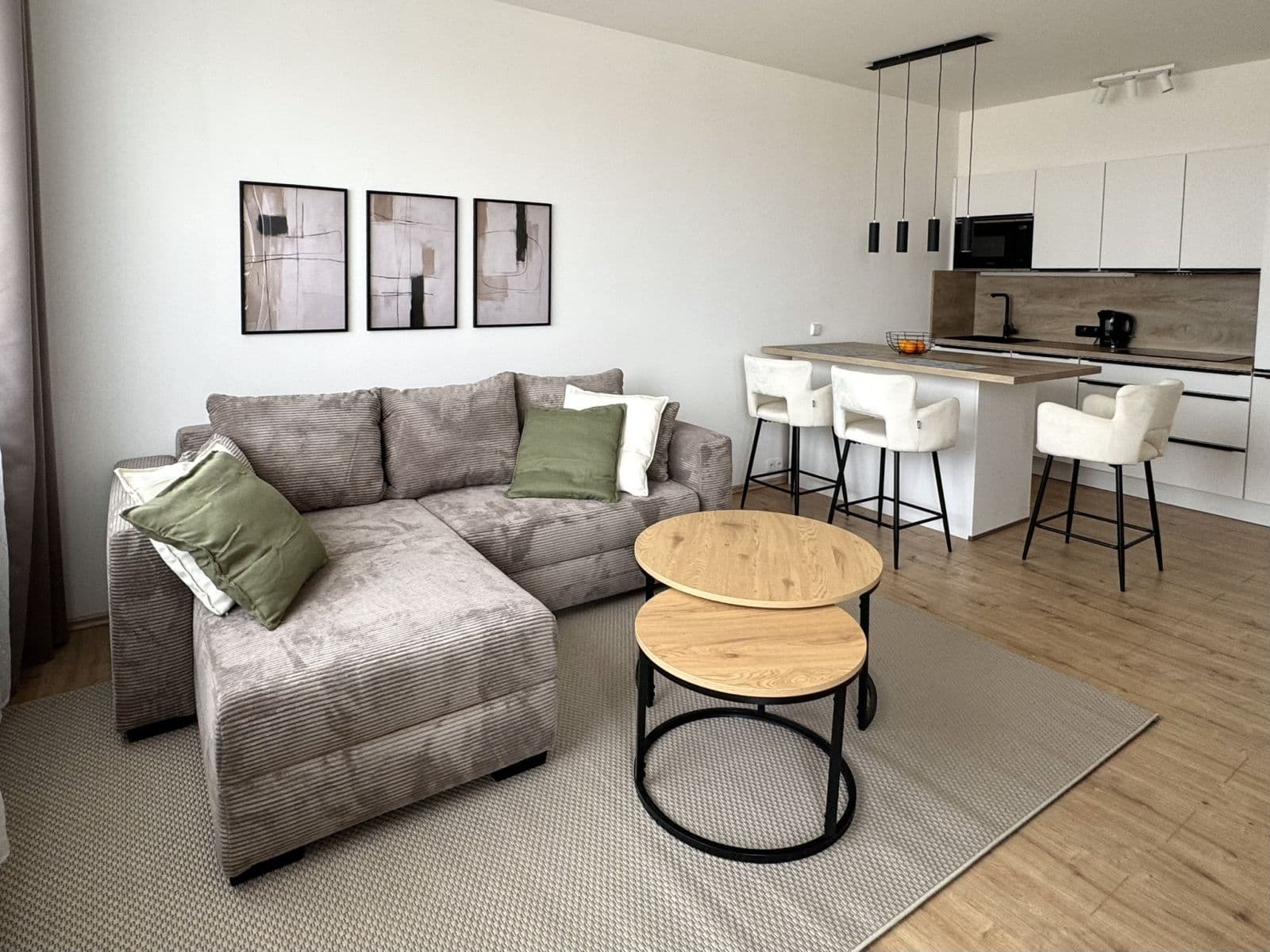 Pronájem bytu 55 m², náměstí Olgy Scheinpflugové, Praha, Praha Pronájem bytu 55 m², náměstí Olgy Scheinpflugové, Praha, Praha