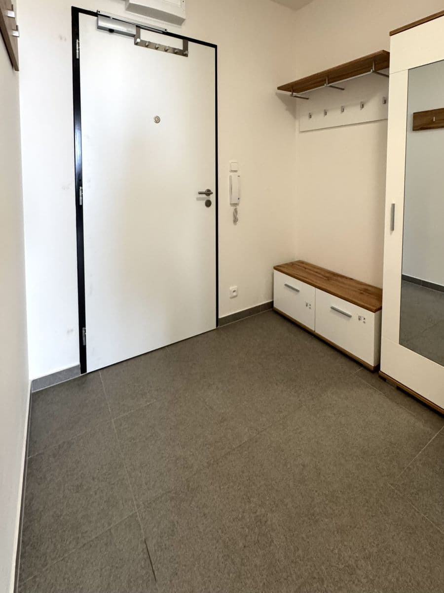 Pronájem bytu 55 m², náměstí Olgy Scheinpflugové, Praha, Praha Pronájem bytu 55 m², náměstí Olgy Scheinpflugové, Praha, Praha