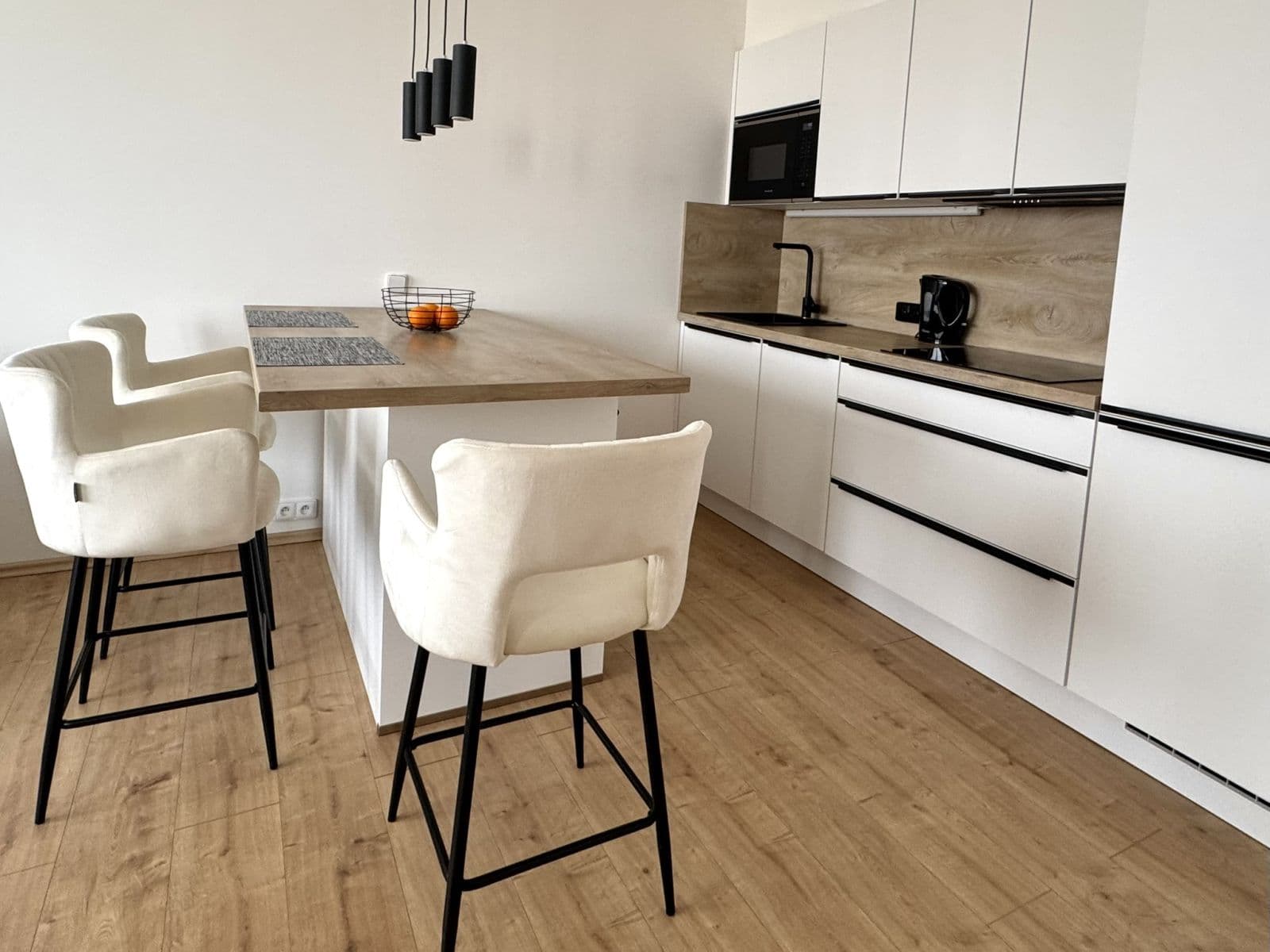 Pronájem bytu 55 m², náměstí Olgy Scheinpflugové, Praha, Praha Pronájem bytu 55 m², náměstí Olgy Scheinpflugové, Praha, Praha