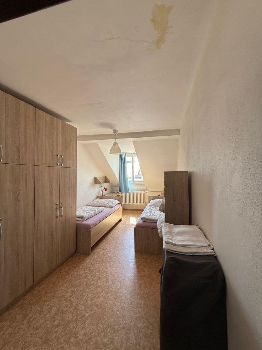 Pronájem bytu 297 m², Lublaňská, Praha, Praha Pronájem bytu 297 m², Lublaňská, Praha, Praha
