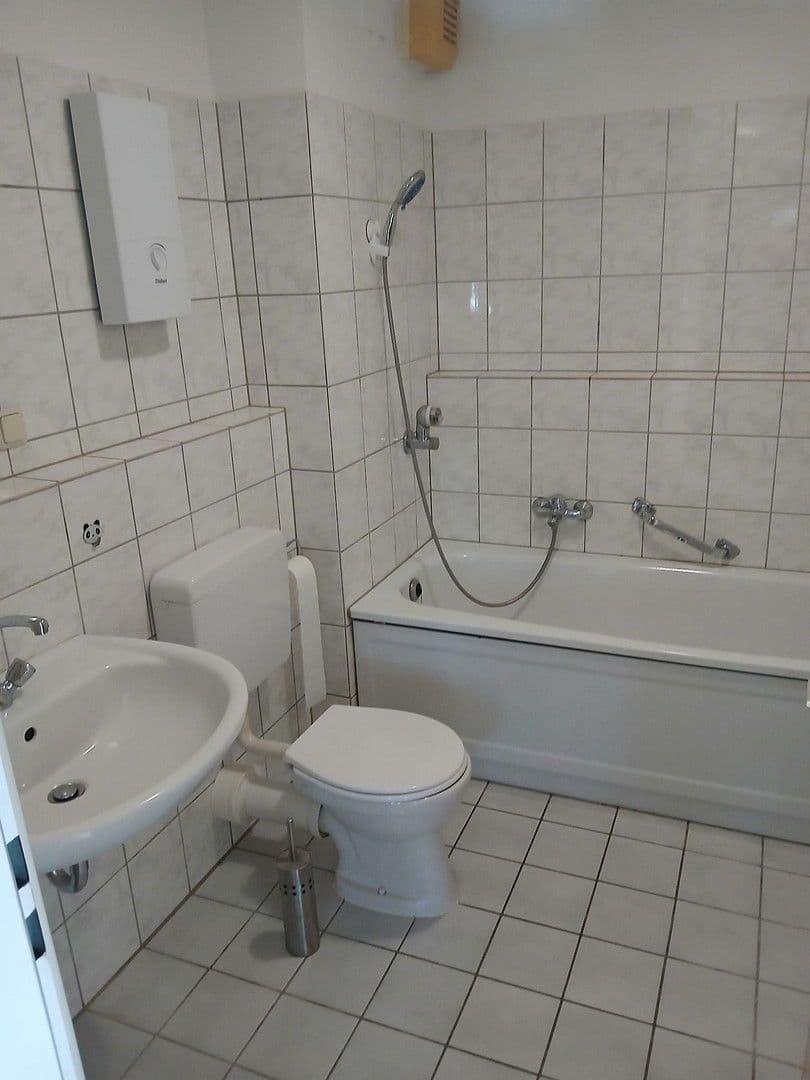 Prodej domu 114 m², pozemek 395 m², Münstermaifeld, Porýní-Falc Prodej domu 114 m², pozemek 395 m², Münstermaifeld, Porýní-Falc