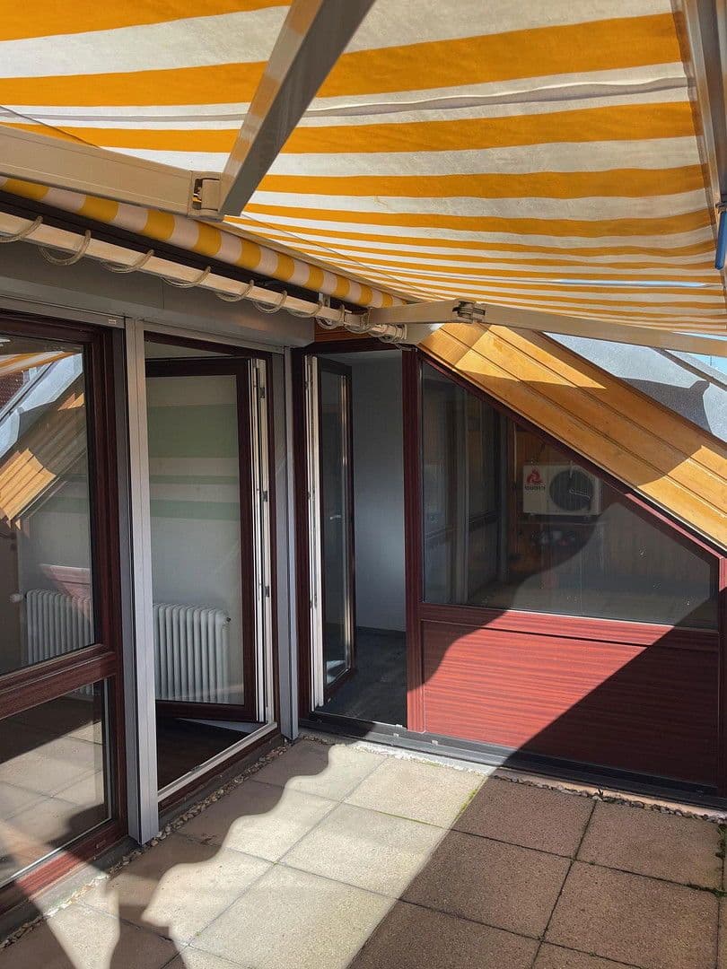 Prodej bytu 3+1 70 m², Reutlingen, Bádensko-Württembersko Prodej bytu 3+1 70 m², Reutlingen, Bádensko-Württembersko