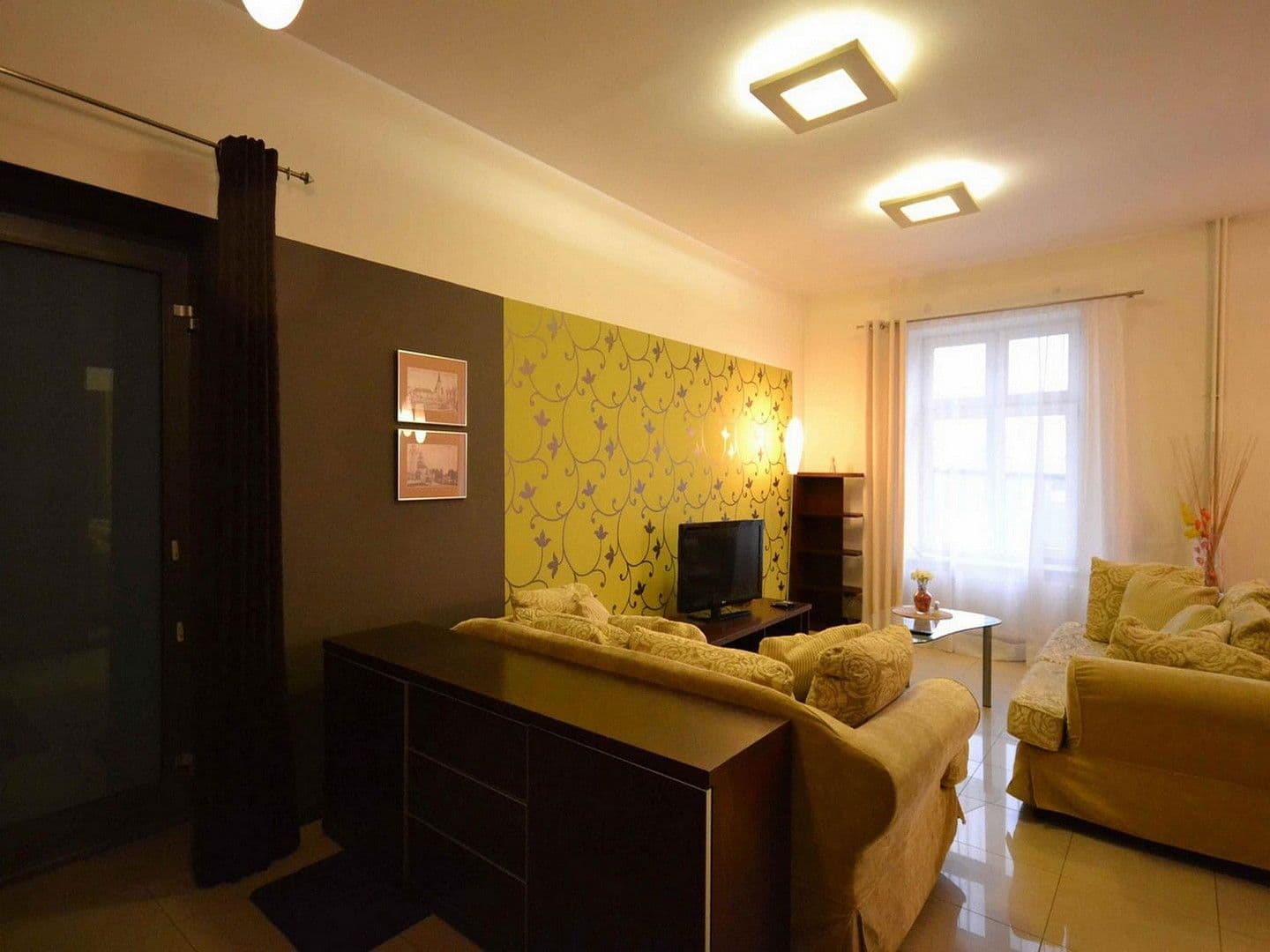 Pronájem bytu 2+1 60 m², Köln, Severní Porýní-Vestfálsko Pronájem bytu 2+1 60 m², Köln, Severní Porýní-Vestfálsko