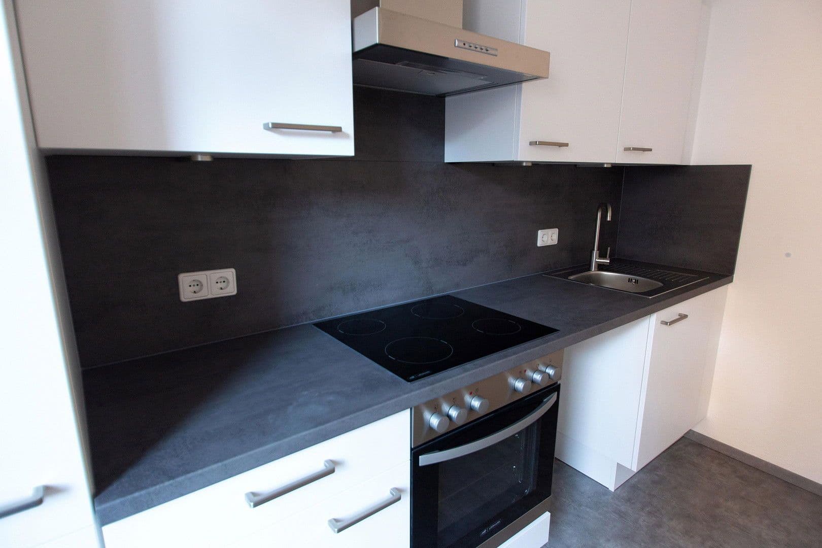 Pronájem bytu 2+1 50 m², Malerwinkel 2, Augsburg, Bavorsko Pronájem bytu 2+1 50 m², Malerwinkel 2, Augsburg, Bavorsko