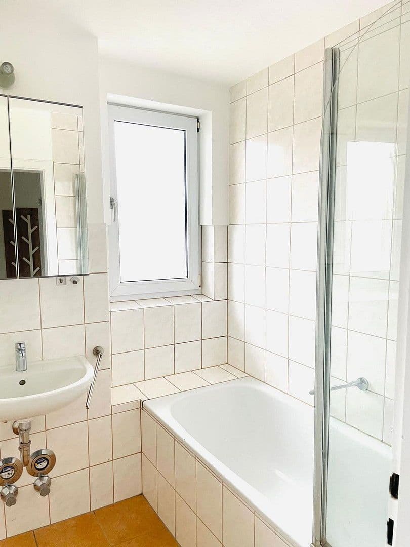 Pronájem bytu 4+1 85 m², Rosenauerstraße 46, Coburg, Bavorsko Pronájem bytu 4+1 85 m², Rosenauerstraße 46, Coburg, Bavorsko