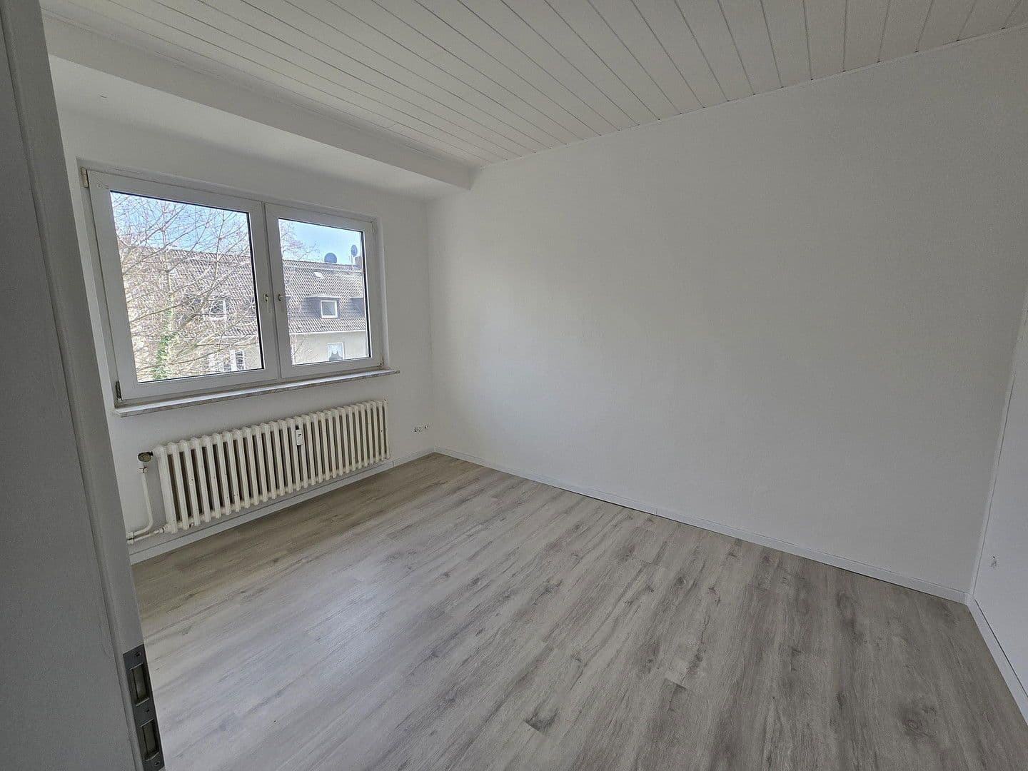 Pronájem bytu 3+1 69 m², Werderstraße 16, Duisburg, Severní Porýní-Vestfálsko Pronájem bytu 3+1 69 m², Werderstraße 16, Duisburg, Severní Porýní-Vestfálsko