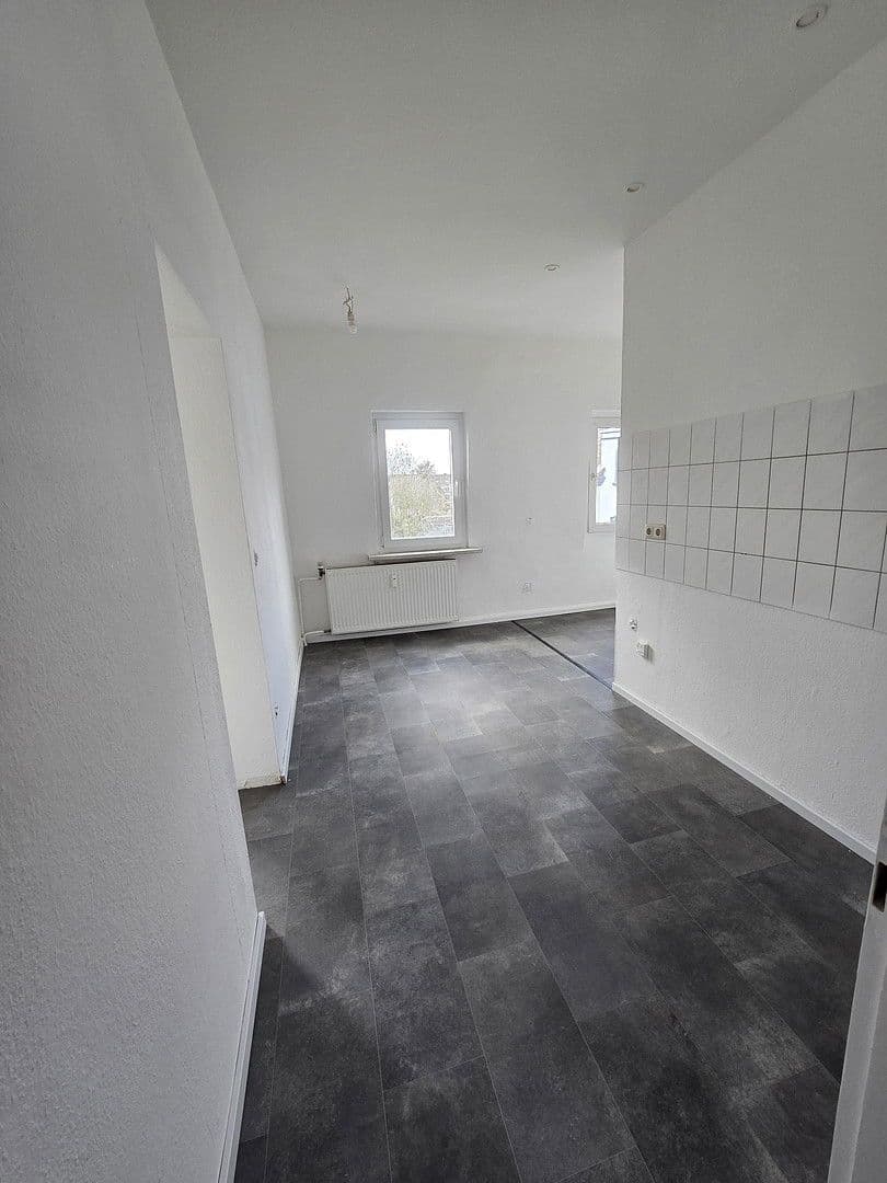 Pronájem bytu 3+1 69 m², Werderstraße 16, Duisburg, Severní Porýní-Vestfálsko Pronájem bytu 3+1 69 m², Werderstraße 16, Duisburg, Severní Porýní-Vestfálsko