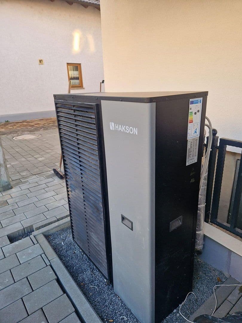 Prodej domu 210 m², pozemek 256 m², Walldorf, Bádensko-Württembersko Prodej domu 210 m², pozemek 256 m², Walldorf, Bádensko-Württembersko