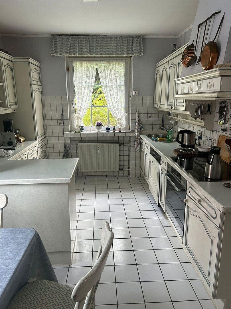 Prodej domu 292 m², pozemek 1.238 m², Schwerte, Severní Porýní-Vestfálsko Prodej domu 292 m², pozemek 1.238 m², Schwerte, Severní Porýní-Vestfálsko