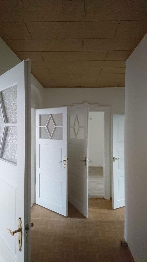 Pronájem bytu 3+1 81 m², Bahnhofstraße 15, Neustadt in Sachsen, Sasko Pronájem bytu 3+1 81 m², Bahnhofstraße 15, Neustadt in Sachsen, Sasko