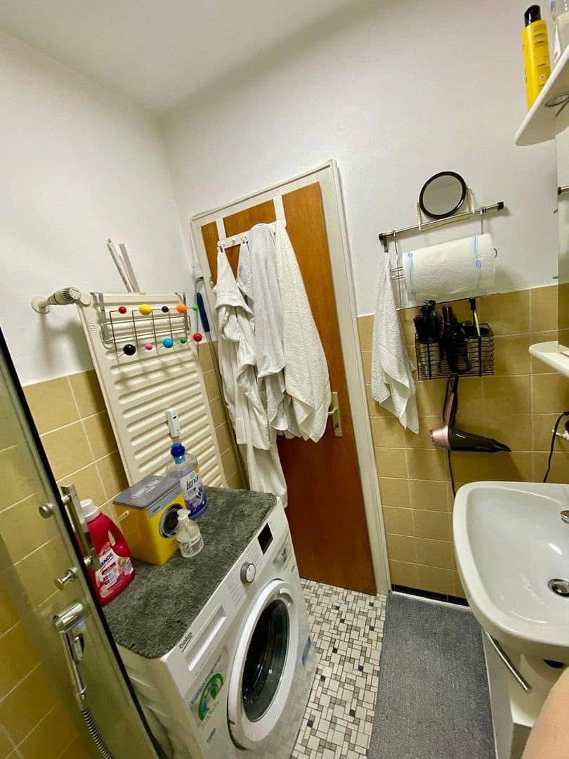 Prodej bytu 1+1 30 m², Rotdornweg 4, Eschborn, Hessen Prodej bytu 1+1 30 m², Rotdornweg 4, Eschborn, Hessen