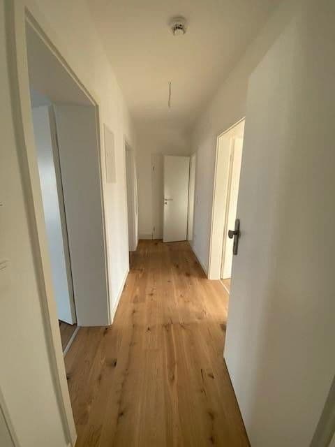 Pronájem bytu 2+1 55 m², Löwenstraße 30, Offenbach, Hessen Pronájem bytu 2+1 55 m², Löwenstraße 30, Offenbach, Hessen