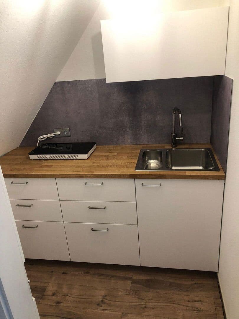 Pronájem bytu 1+1 31 m², Altstadt 1, Öhringen, Bádensko-Württembersko Pronájem bytu 1+1 31 m², Altstadt 1, Öhringen, Bádensko-Württembersko