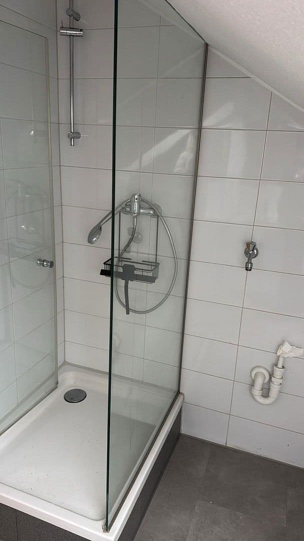 Pronájem bytu 1+1 42 m², Düsseldorf- Wersten, Severní Porýní-Vestfálsko Pronájem bytu 1+1 42 m², Düsseldorf- Wersten, Severní Porýní-Vestfálsko