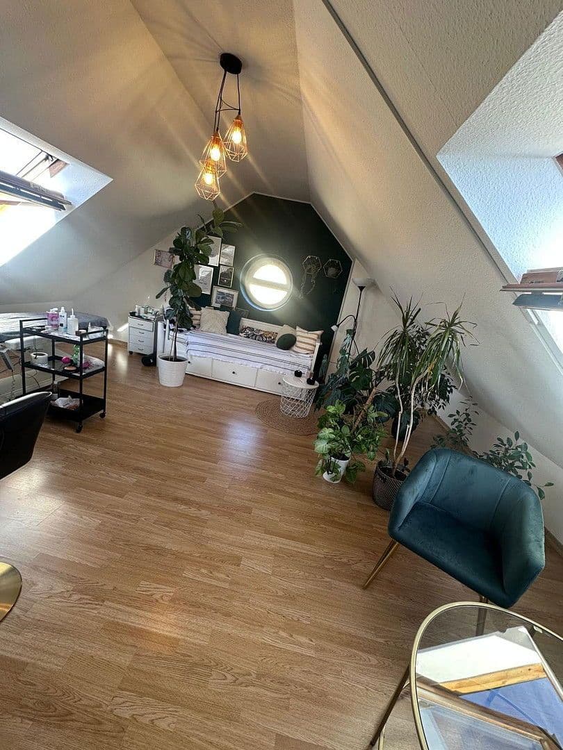 Prodej bytu 4+kk 117 m², Hauptstraße 44F, Pfaffenhofen an der Roth, Bavorsko Prodej bytu 4+kk 117 m², Hauptstraße 44F, Pfaffenhofen an der Roth, Bavorsko