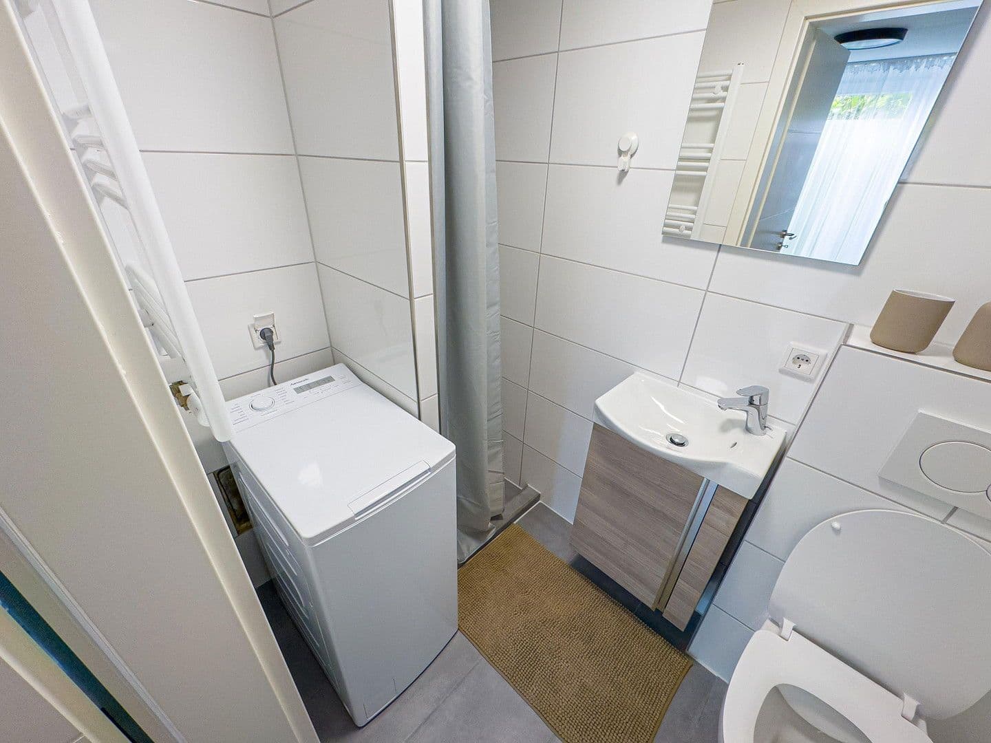 Prodej domu 88 m², pozemek 240 m², Grambker Heerstraße 118A, Bremen, Bremen Prodej domu 88 m², pozemek 240 m², Grambker Heerstraße 118A, Bremen, Bremen