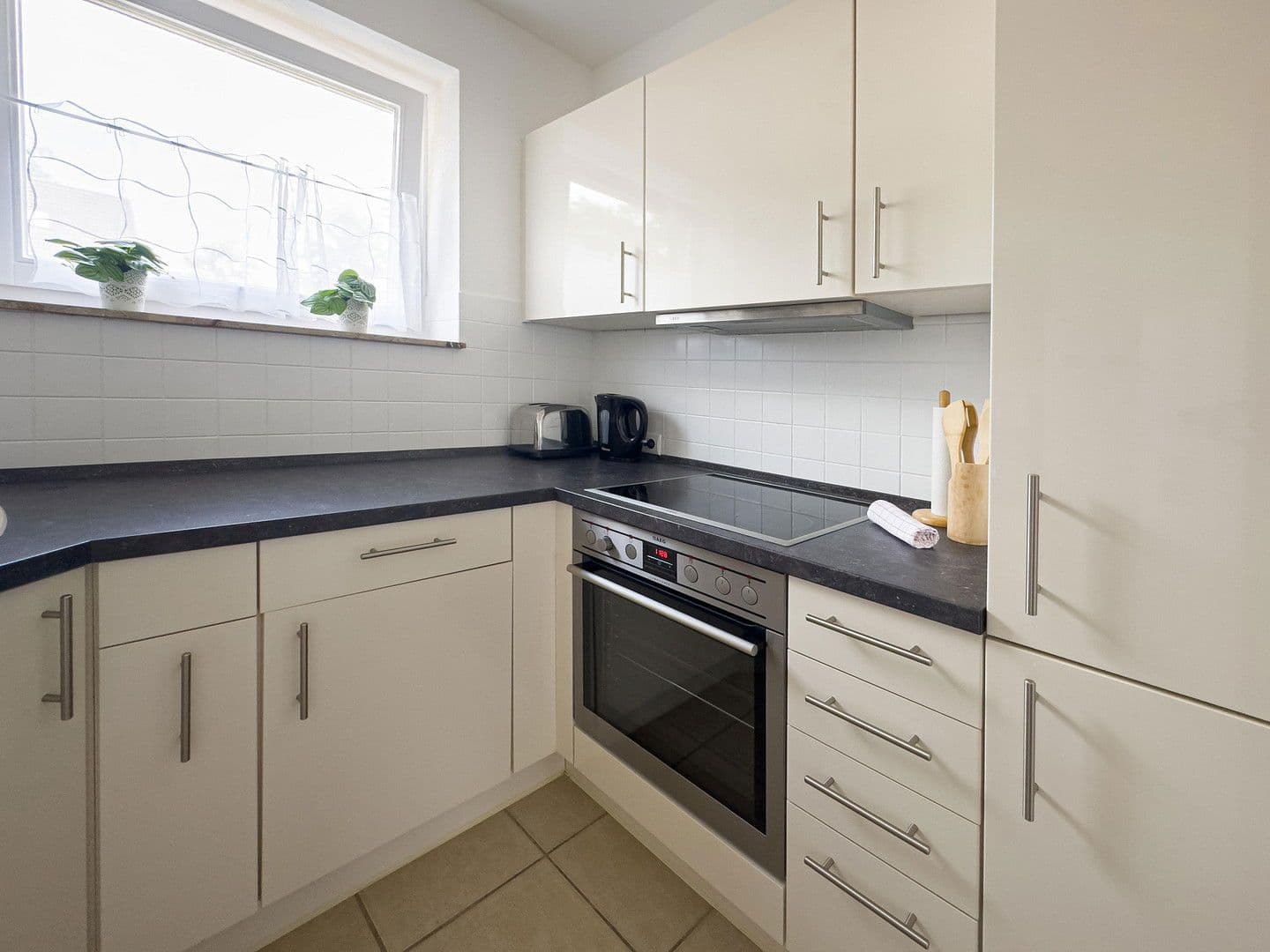 Prodej domu 88 m², pozemek 240 m², Grambker Heerstraße 118A, Bremen, Bremen Prodej domu 88 m², pozemek 240 m², Grambker Heerstraße 118A, Bremen, Bremen