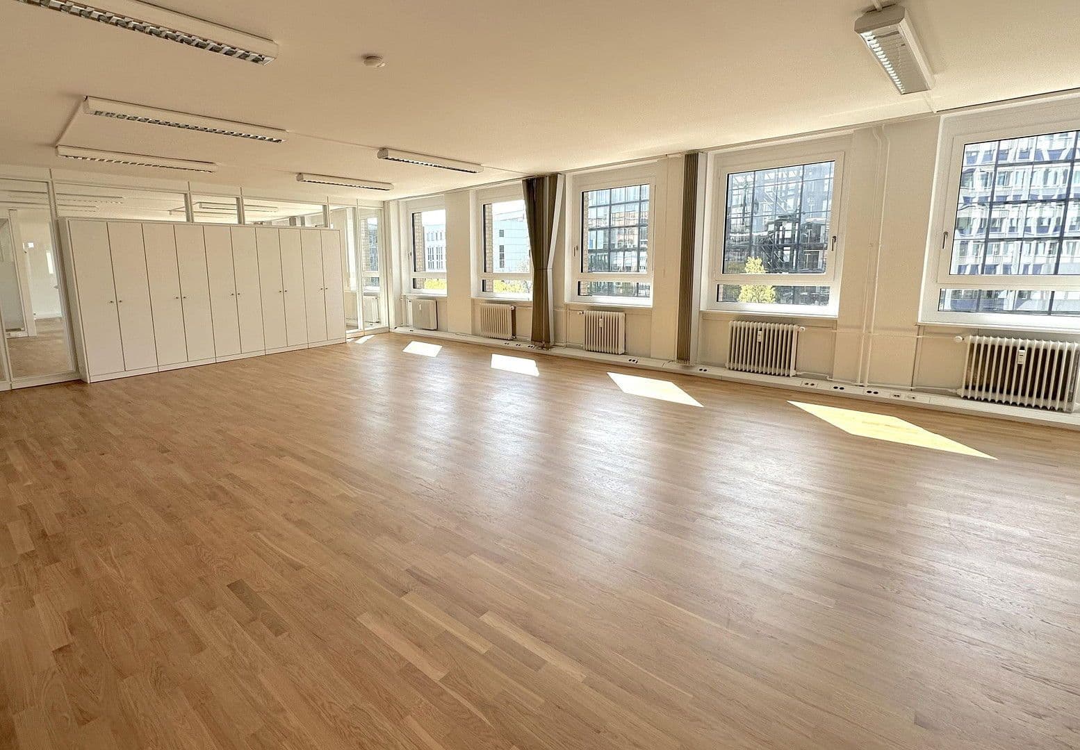 Pronájem kanceláře 307 m², Axel-Springer-Platz 2, Hamburg, Hamburg Pronájem kanceláře 307 m², Axel-Springer-Platz 2, Hamburg, Hamburg