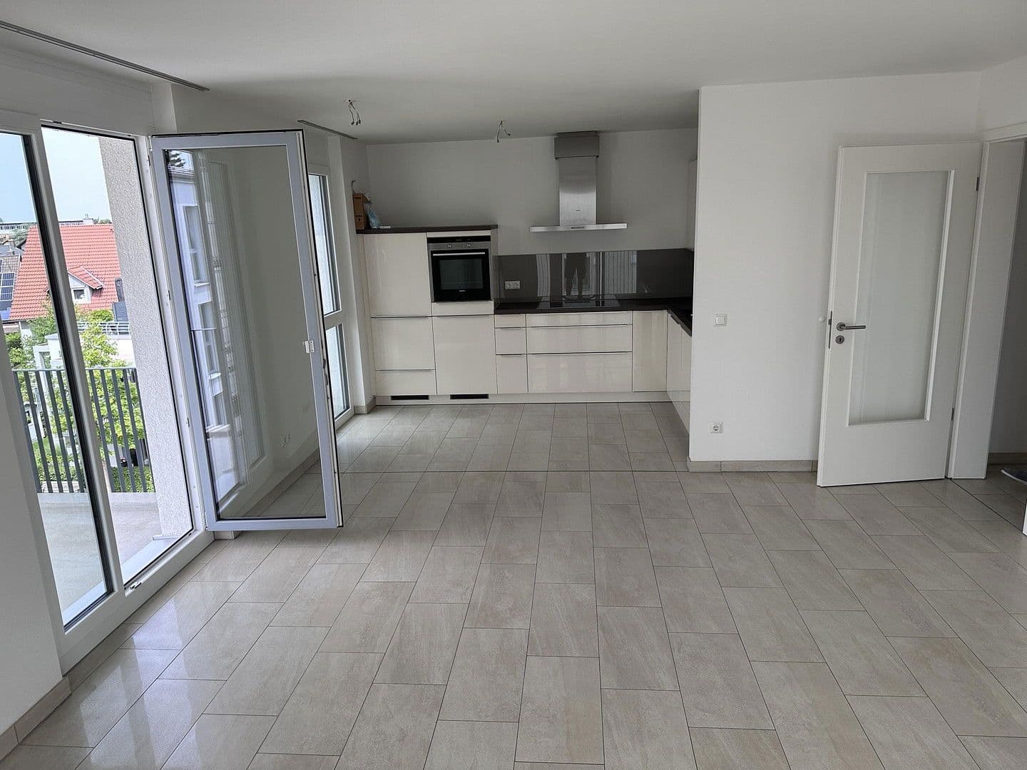 Prodej bytu 3+1 88 m², Theresienbogen 23, Unterschleißheim, Bavorsko Prodej bytu 3+1 88 m², Theresienbogen 23, Unterschleißheim, Bavorsko
