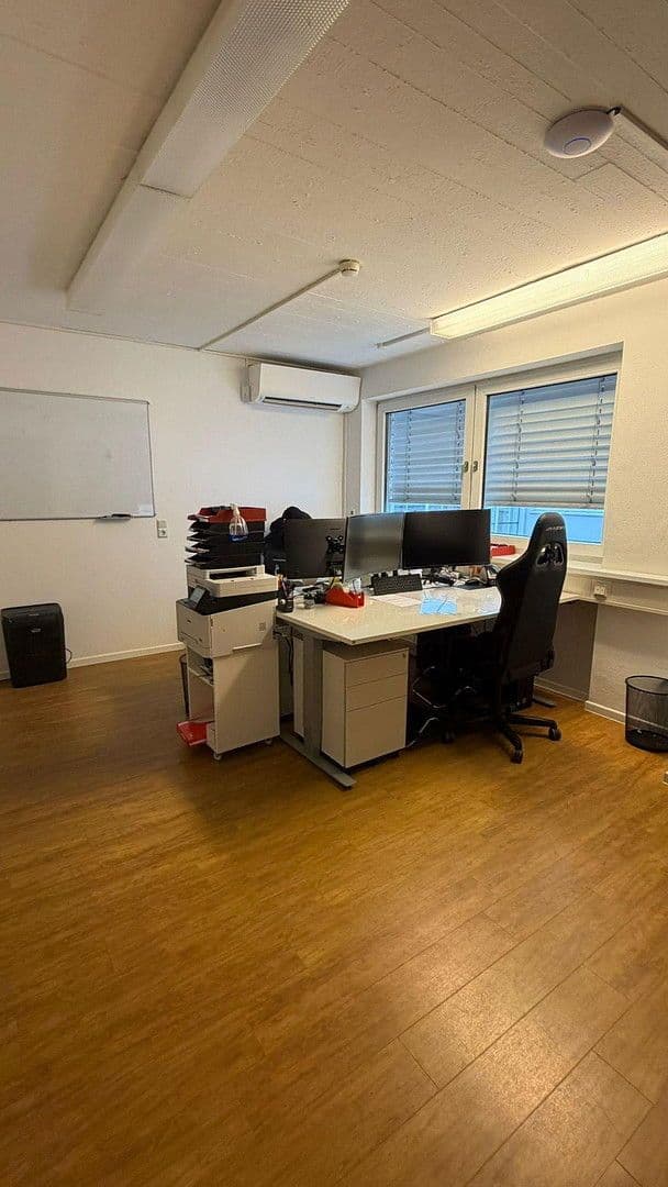 Pronájem kanceláře 932 m², Fußgönheim, Porýní-Falc Pronájem kanceláře 932 m², Fußgönheim, Porýní-Falc