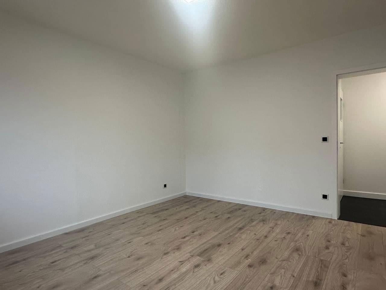 Prodej bytu 3+1 90 m², Oberhausen-Rheinhausen, Bádensko-Württembersko Prodej bytu 3+1 90 m², Oberhausen-Rheinhausen, Bádensko-Württembersko
