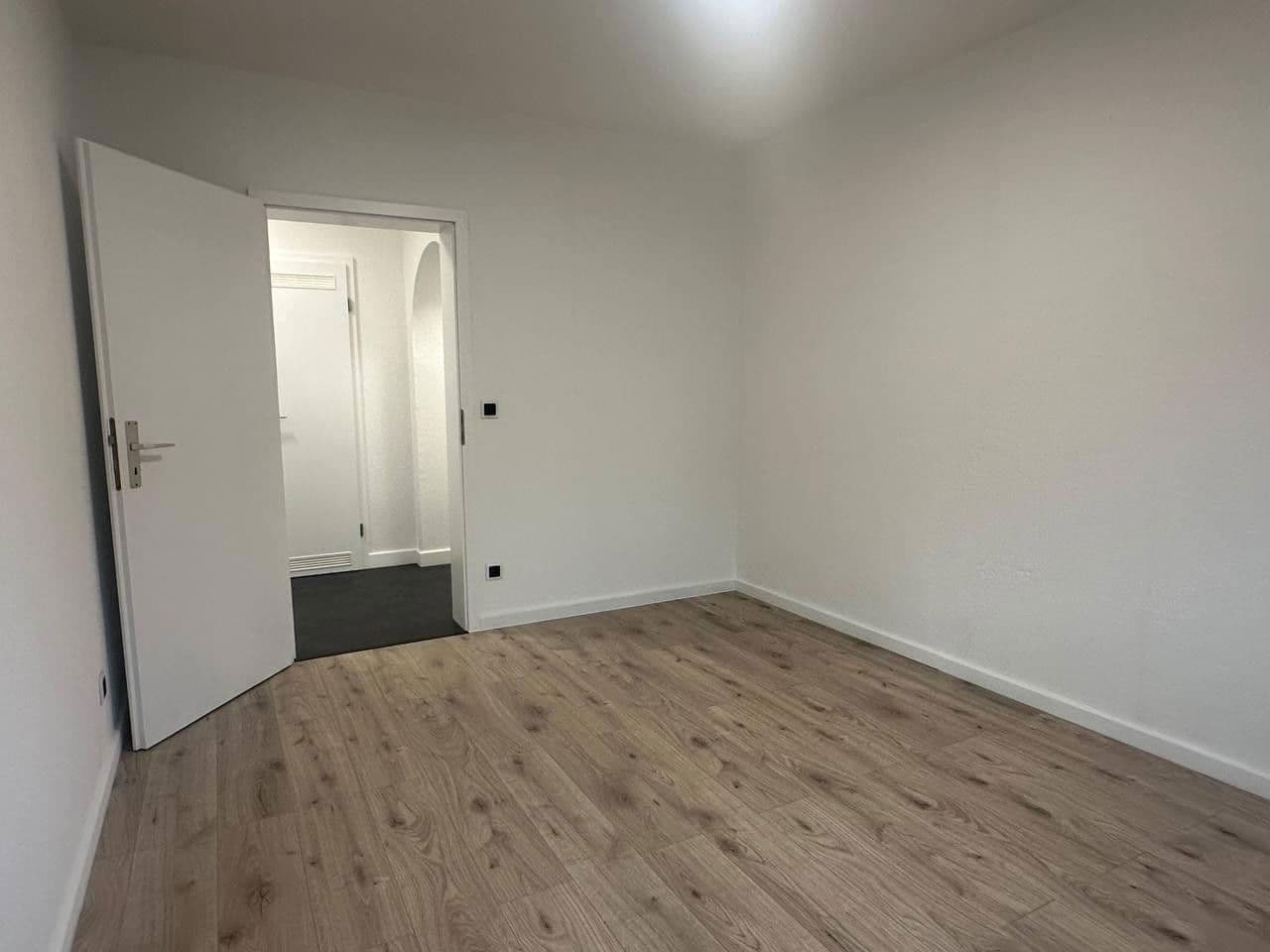 Prodej bytu 3+1 90 m², Oberhausen-Rheinhausen, Bádensko-Württembersko Prodej bytu 3+1 90 m², Oberhausen-Rheinhausen, Bádensko-Württembersko