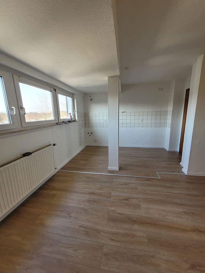 Pronájem bytu 3+kk 90 m², Buschhausener Straße 72, Oberhausen, Severní Porýní-Vestfálsko Pronájem bytu 3+kk 90 m², Buschhausener Straße 72, Oberhausen, Severní Porýní-Vestfálsko