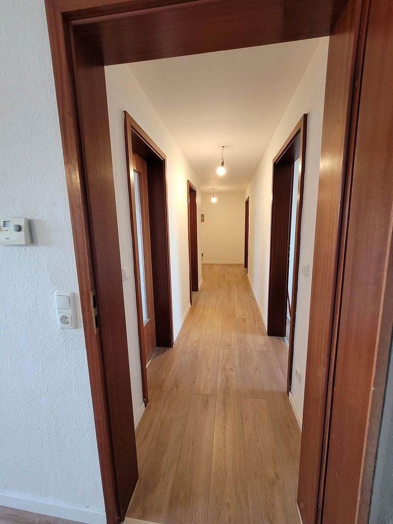 Pronájem bytu 3+kk 90 m², Buschhausener Straße 72, Oberhausen, Severní Porýní-Vestfálsko Pronájem bytu 3+kk 90 m², Buschhausener Straße 72, Oberhausen, Severní Porýní-Vestfálsko