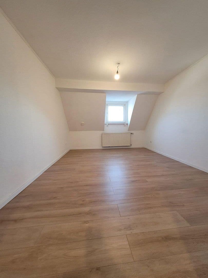 Pronájem bytu 3+kk 90 m², Buschhausener Straße 72, Oberhausen, Severní Porýní-Vestfálsko Pronájem bytu 3+kk 90 m², Buschhausener Straße 72, Oberhausen, Severní Porýní-Vestfálsko