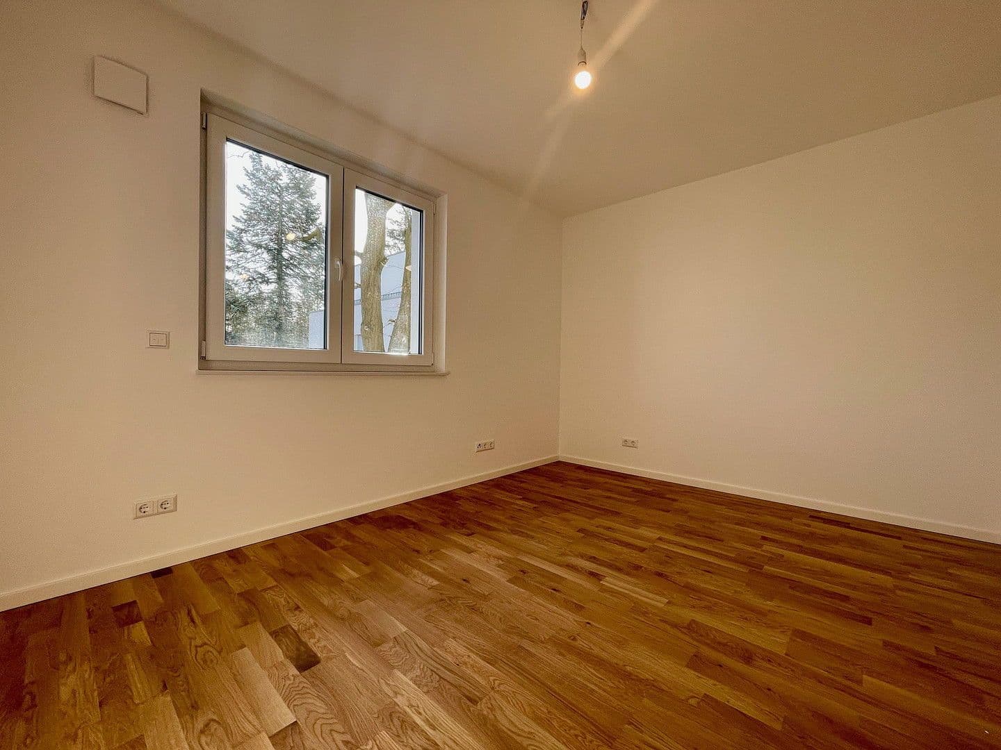 Pronájem bytu 3+1 83 m², Bahnhofstraße 108 A, Blankenfelde-Mahlow, Braniborsko Pronájem bytu 3+1 83 m², Bahnhofstraße 108 A, Blankenfelde-Mahlow, Braniborsko