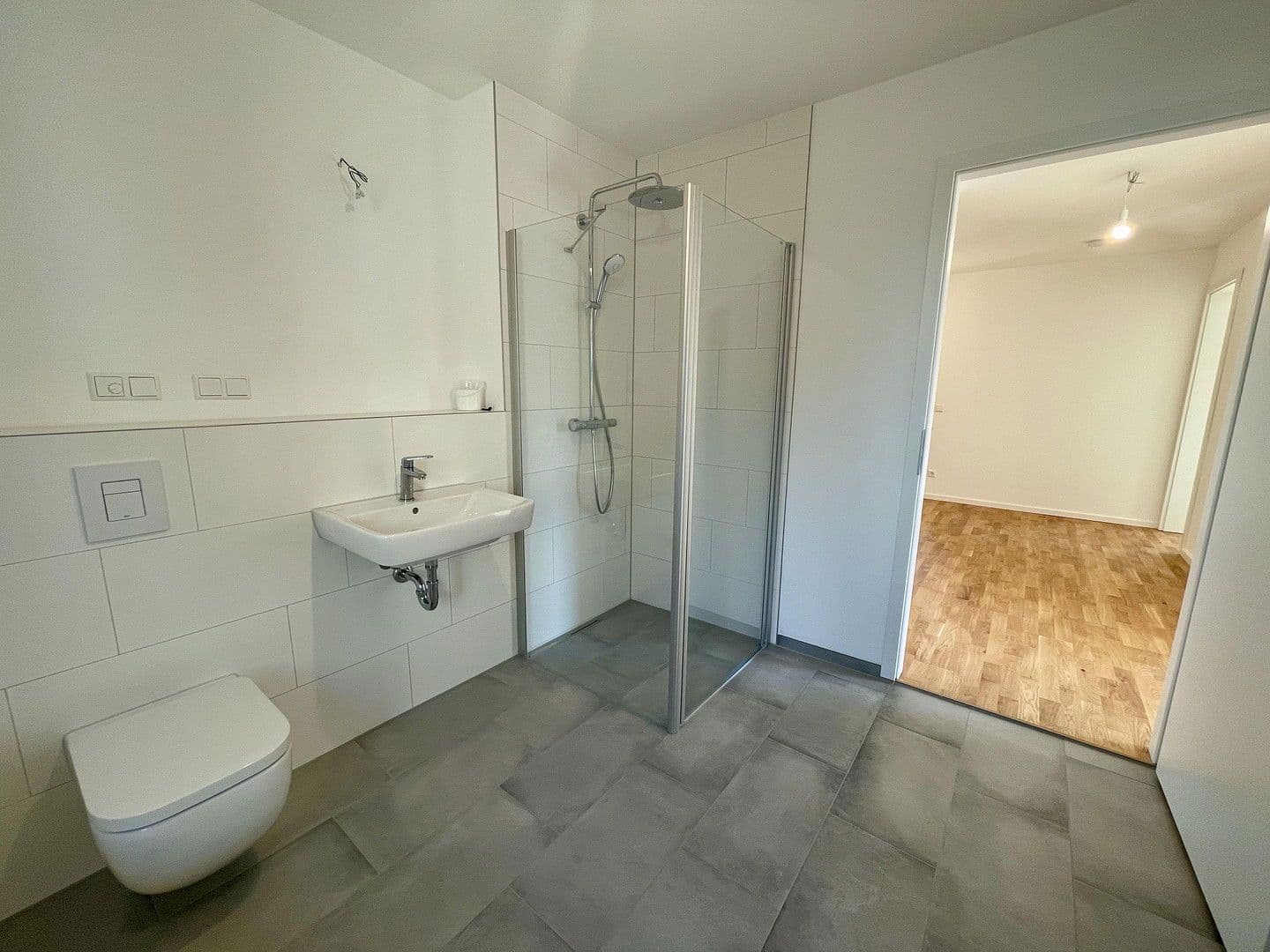 Pronájem bytu 3+1 83 m², Bahnhofstraße 108 A, Blankenfelde-Mahlow, Braniborsko Pronájem bytu 3+1 83 m², Bahnhofstraße 108 A, Blankenfelde-Mahlow, Braniborsko