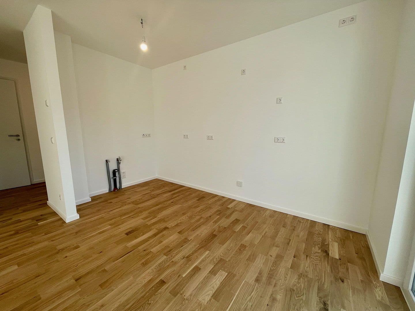 Pronájem bytu 3+1 83 m², Bahnhofstraße 108 A, Blankenfelde-Mahlow, Braniborsko Pronájem bytu 3+1 83 m², Bahnhofstraße 108 A, Blankenfelde-Mahlow, Braniborsko