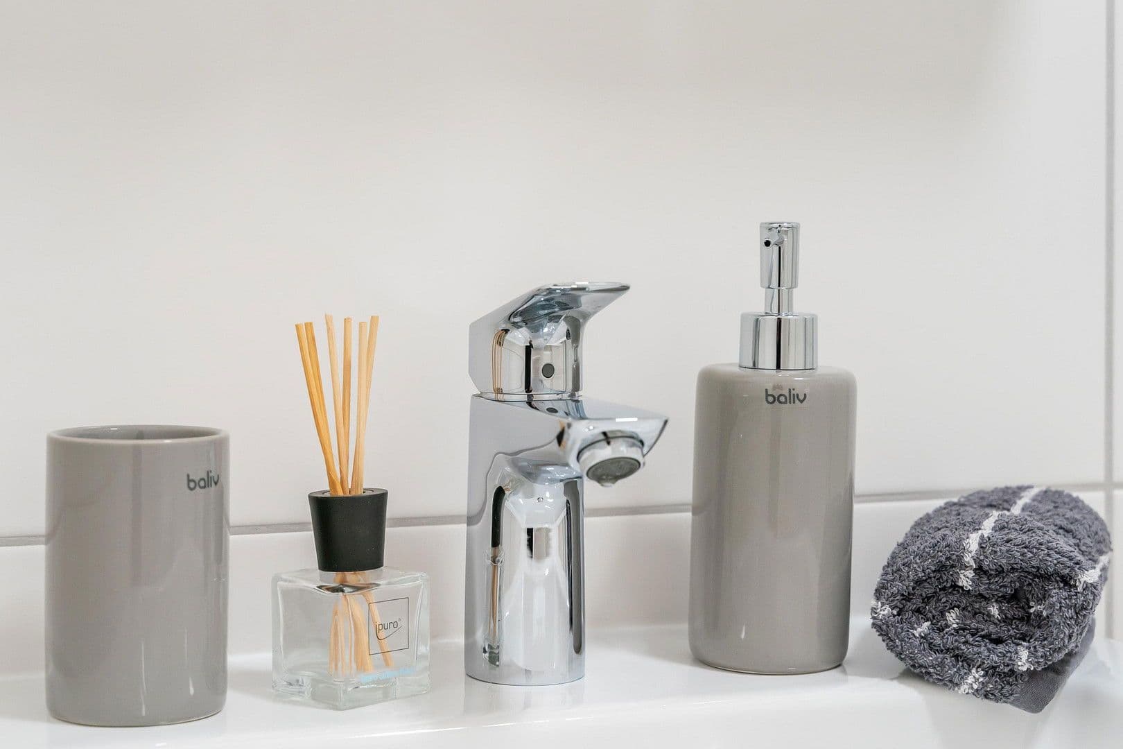 Pronájem bytu 2+1 52 m², Kapellenstr. 43, Cáchy, Severní Porýní-Vestfálsko Pronájem bytu 2+1 52 m², Kapellenstr. 43, Cáchy, Severní Porýní-Vestfálsko