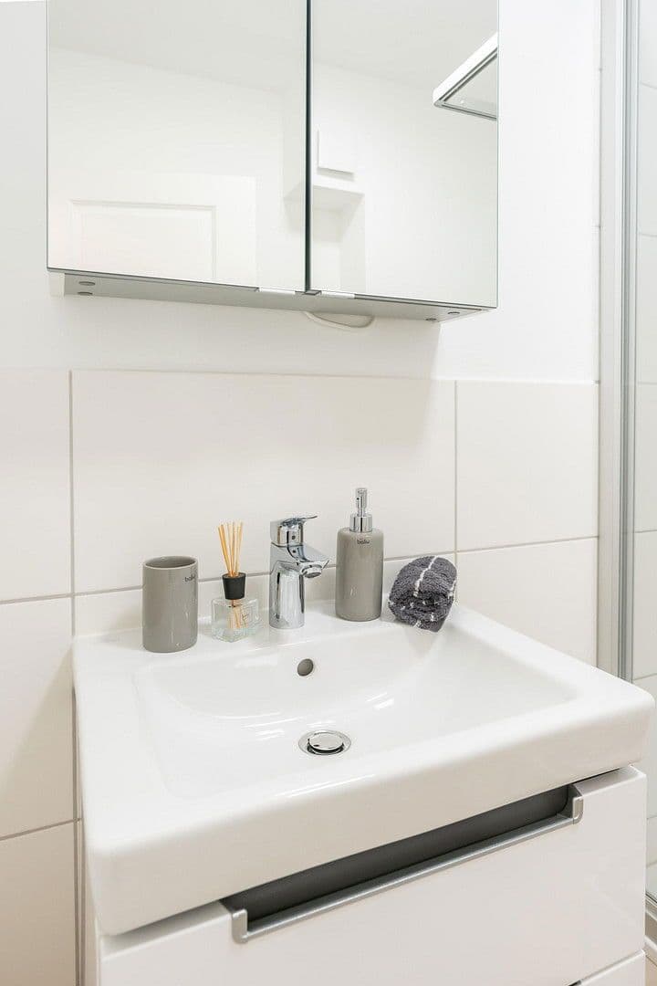 Pronájem bytu 2+1 52 m², Kapellenstr. 43, Cáchy, Severní Porýní-Vestfálsko Pronájem bytu 2+1 52 m², Kapellenstr. 43, Cáchy, Severní Porýní-Vestfálsko