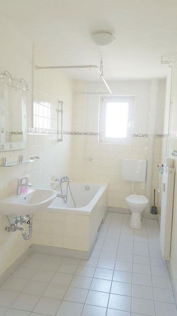 Pronájem bytu 2+1 58 m², Ludwigsburg, Bádensko-Württembersko Pronájem bytu 2+1 58 m², Ludwigsburg, Bádensko-Württembersko