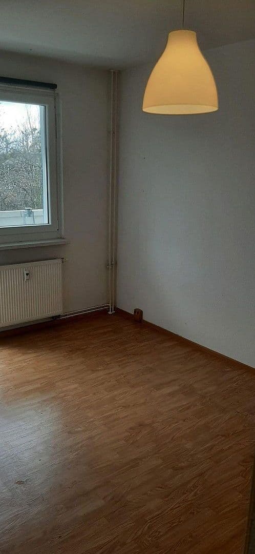 Pronájem bytu 3+1 60 m², Fritz-Simon-Str. 47, Leipzig, Sasko Pronájem bytu 3+1 60 m², Fritz-Simon-Str. 47, Leipzig, Sasko