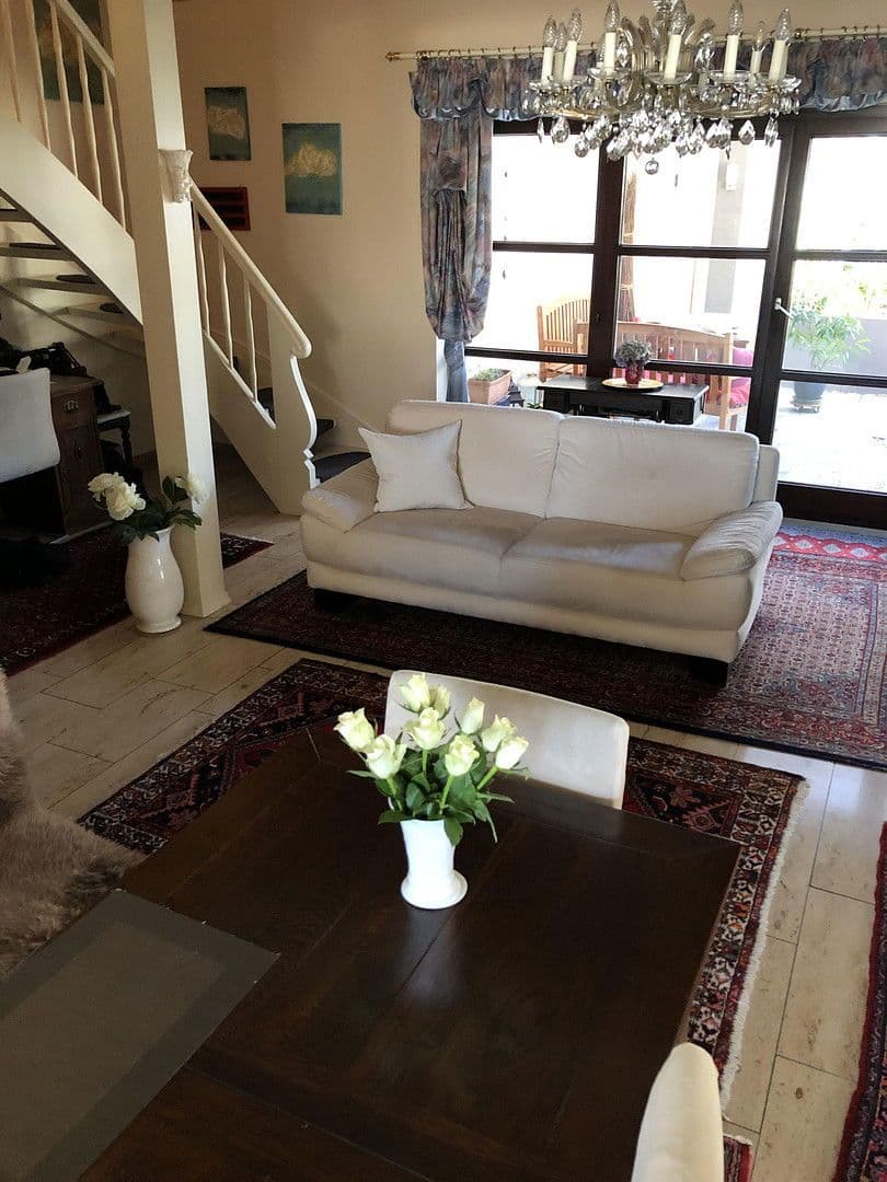 Prodej bytu 5+1 160 m², Rottenburg am Neckar, Bádensko-Württembersko Prodej bytu 5+1 160 m², Rottenburg am Neckar, Bádensko-Württembersko