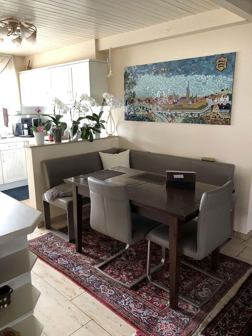 Prodej bytu 5+1 160 m², Rottenburg am Neckar, Bádensko-Württembersko Prodej bytu 5+1 160 m², Rottenburg am Neckar, Bádensko-Württembersko