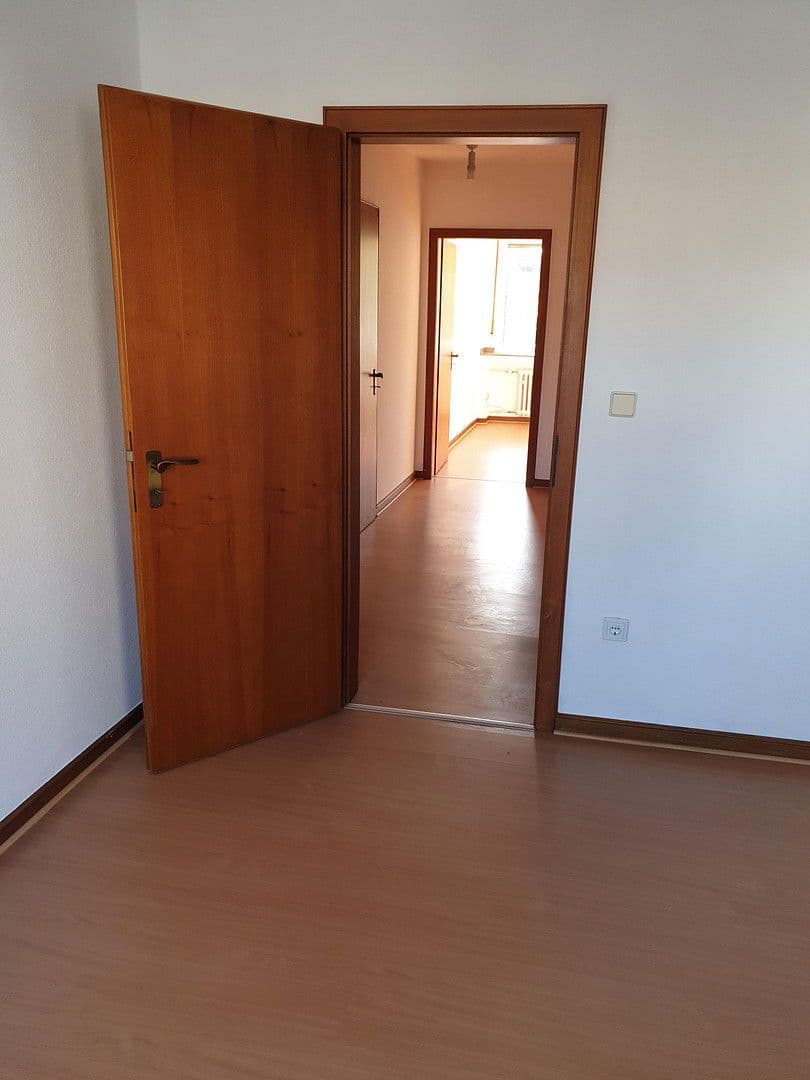 Pronájem bytu 2+1 55 m², Von-der-Mark-Straße 31, Duisburg, Severní Porýní-Vestfálsko Pronájem bytu 2+1 55 m², Von-der-Mark-Straße 31, Duisburg, Severní Porýní-Vestfálsko