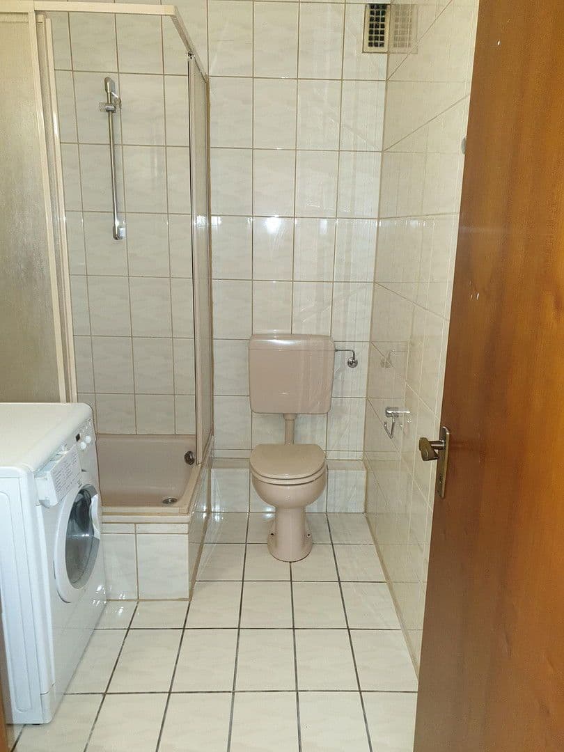 Pronájem bytu 2+1 55 m², Von-der-Mark-Straße 31, Duisburg, Severní Porýní-Vestfálsko Pronájem bytu 2+1 55 m², Von-der-Mark-Straße 31, Duisburg, Severní Porýní-Vestfálsko