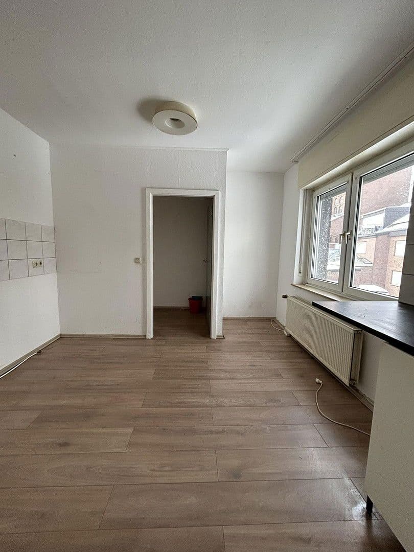 Prodej domu 144 m², pozemek 540 m², Pastoratsweg, Cáchy, Severní Porýní-Vestfálsko Prodej domu 144 m², pozemek 540 m², Pastoratsweg, Cáchy, Severní Porýní-Vestfálsko