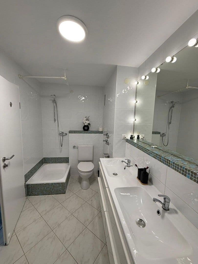 Prodej bytu 4+1 100 m², Baden Baden, Bádensko-Württembersko Prodej bytu 4+1 100 m², Baden Baden, Bádensko-Württembersko