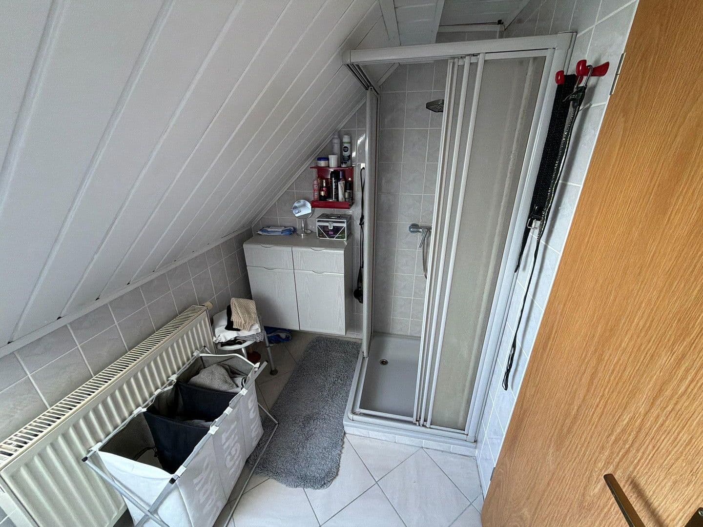 Pronájem bytu 4+1 107 m², Am Rübenstein 3, Ebsdorfergrund, Hessen Pronájem bytu 4+1 107 m², Am Rübenstein 3, Ebsdorfergrund, Hessen